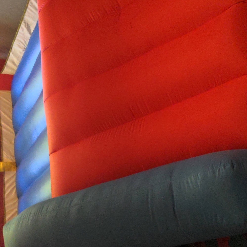 Little tikes bounce house - Picture 7 of 7